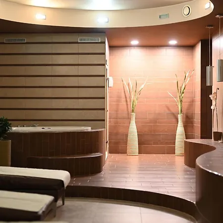 Hotel Paka
