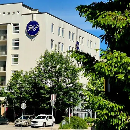 Paka Hotel 4*
