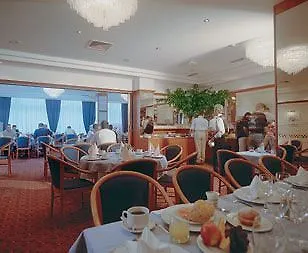 Paka فندق