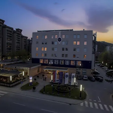 Paka Hotel